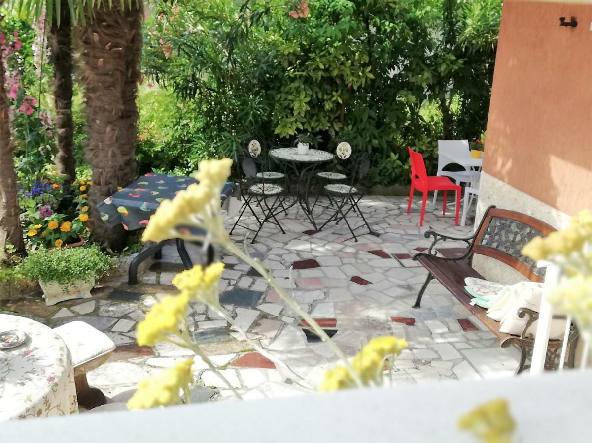 Casapatrizia B&B Sirmione Buitenkant foto